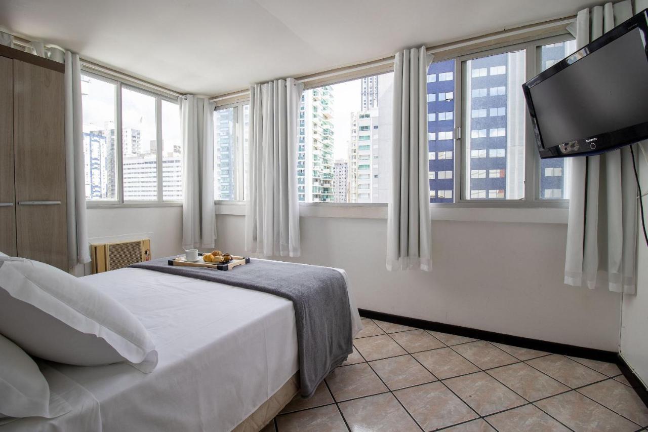 Clr81 - Calcadao, 1 Dorm Climatizado, Garagem Lägenhet Balneário Camboriú Exteriör bild